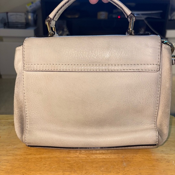 Kate Spade cream leather top-handle satchel with gold hardware - Picture 4 of 8